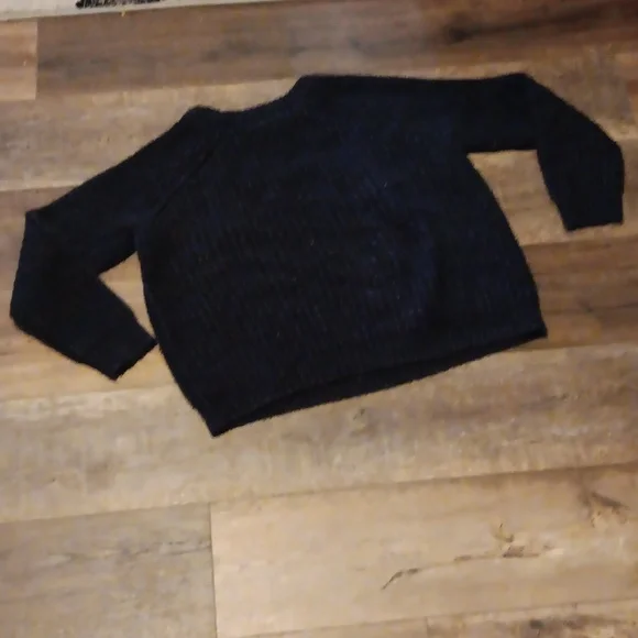 Cable knit sweater - Picture 6 of 7